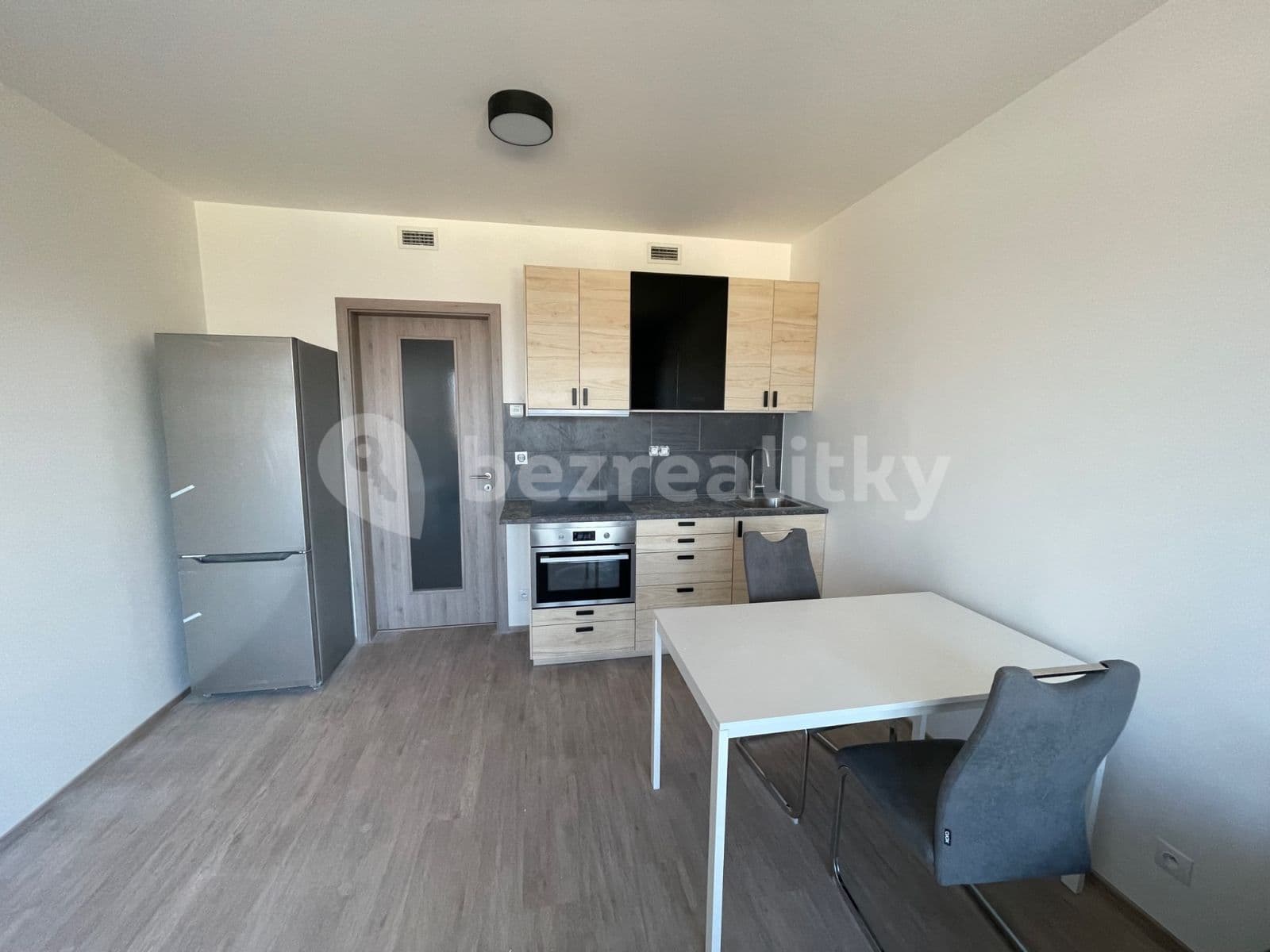 Pronájem bytu 1+kk 32 m², Do Zahrádek I, Praha, Praha Pronájem bytu 1+kk 32 m², Do Zahrádek I, Praha, Praha