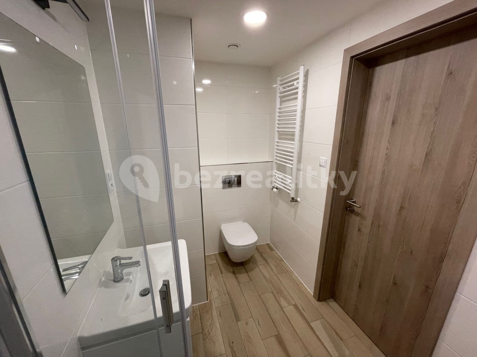 Pronájem bytu 1+kk 32 m², Do Zahrádek I, Praha, Praha Pronájem bytu 1+kk 32 m², Do Zahrádek I, Praha, Praha