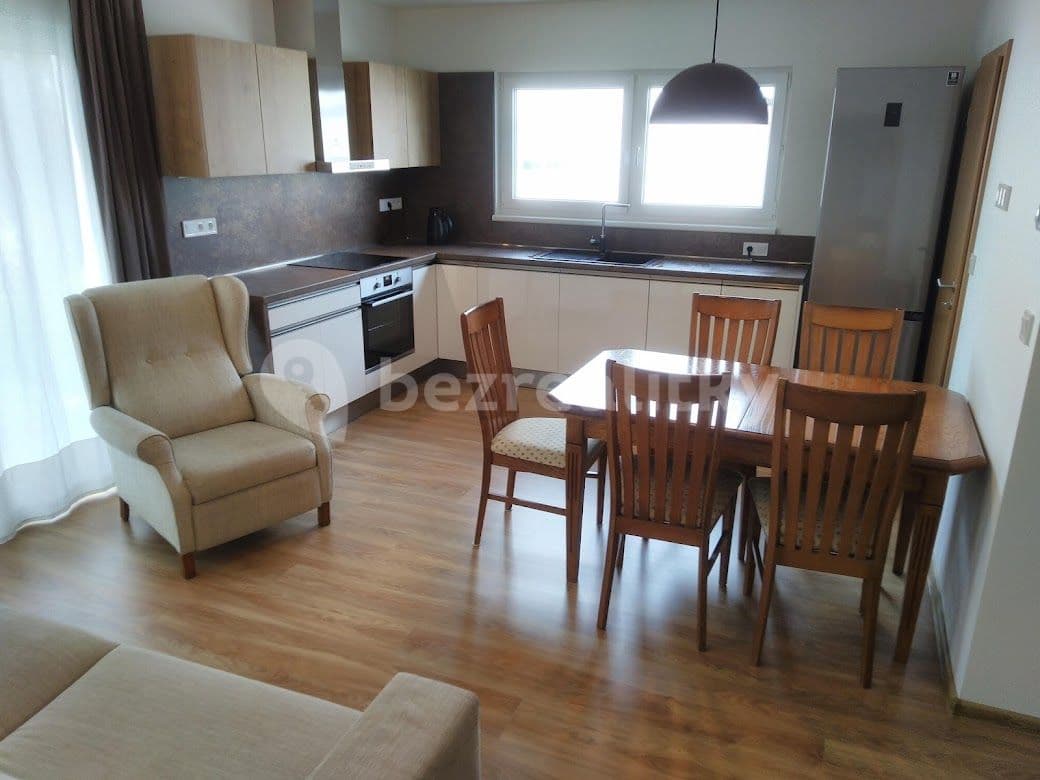 Pronájem bytu 3+kk 71 m², Družstevní, Přítluky, Jihomoravský kraj Pronájem bytu 3+kk 71 m², Družstevní, Přítluky, Jihomoravský kraj