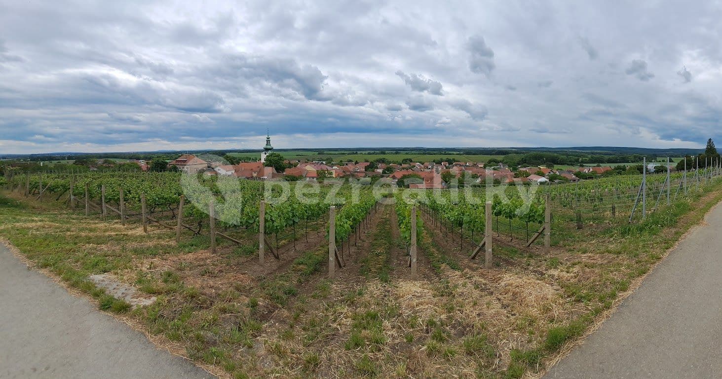 Pronájem bytu 3+kk 71 m², Družstevní, Přítluky, Jihomoravský kraj Pronájem bytu 3+kk 71 m², Družstevní, Přítluky, Jihomoravský kraj