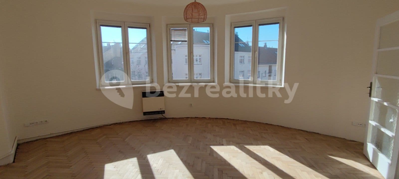 Pronájem bytu 2+kk 51 m², Kralická, Praha, Praha Pronájem bytu 2+kk 51 m², Kralická, Praha, Praha