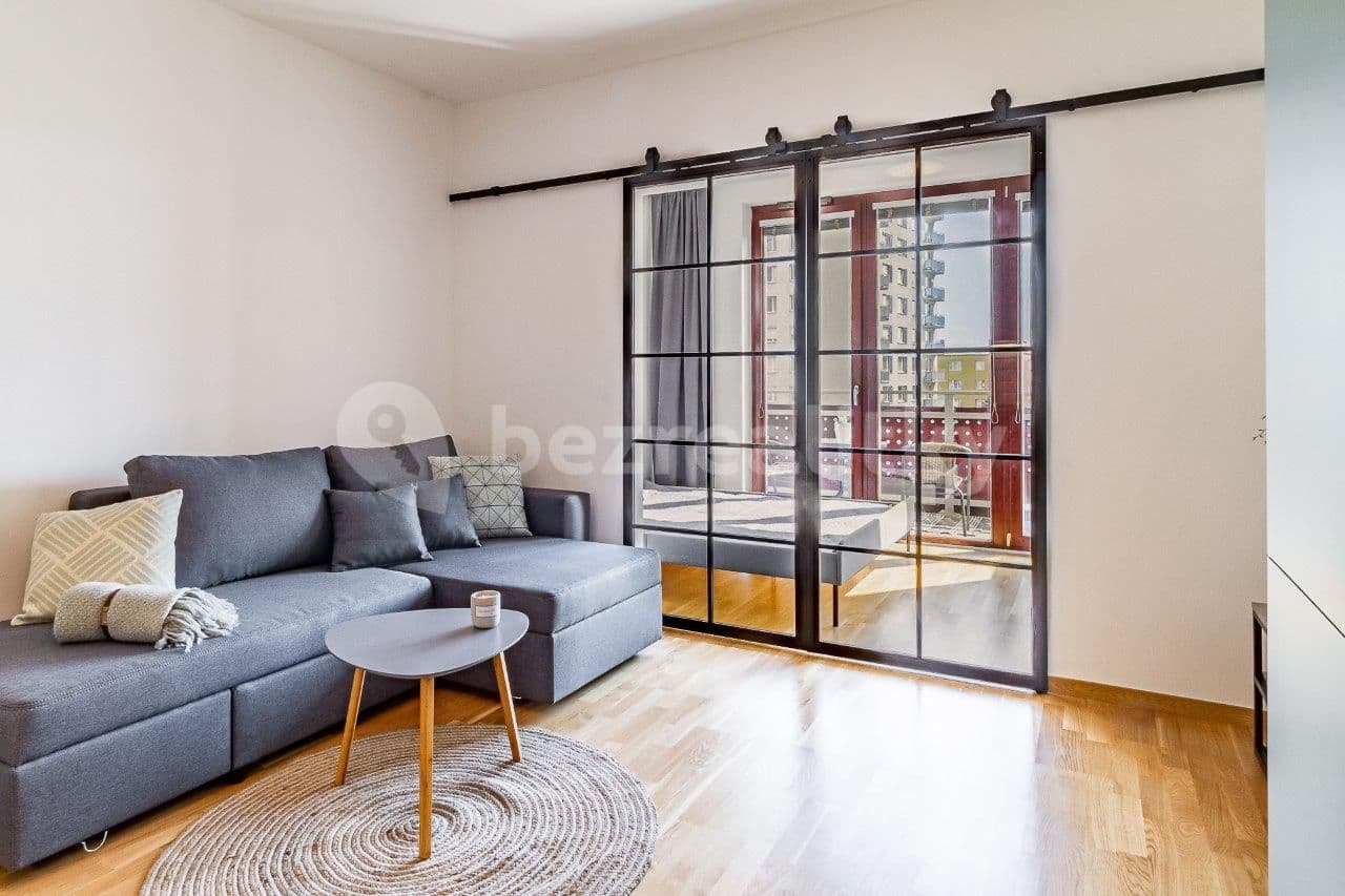 Pronájem bytu 1+kk 37 m², Na Slatince, Praha, Praha Pronájem bytu 1+kk 37 m², Na Slatince, Praha, Praha