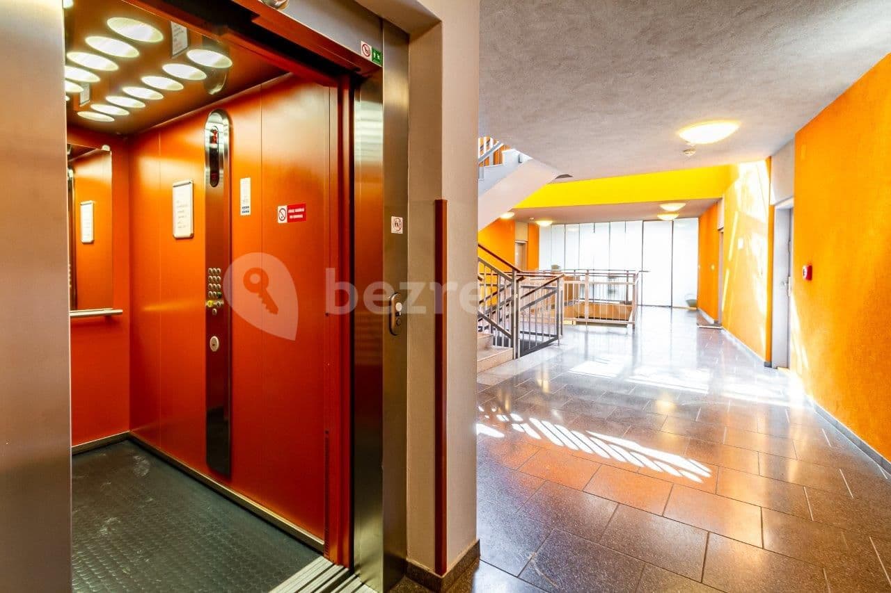 Pronájem bytu 1+kk 37 m², Na Slatince, Praha, Praha Pronájem bytu 1+kk 37 m², Na Slatince, Praha, Praha