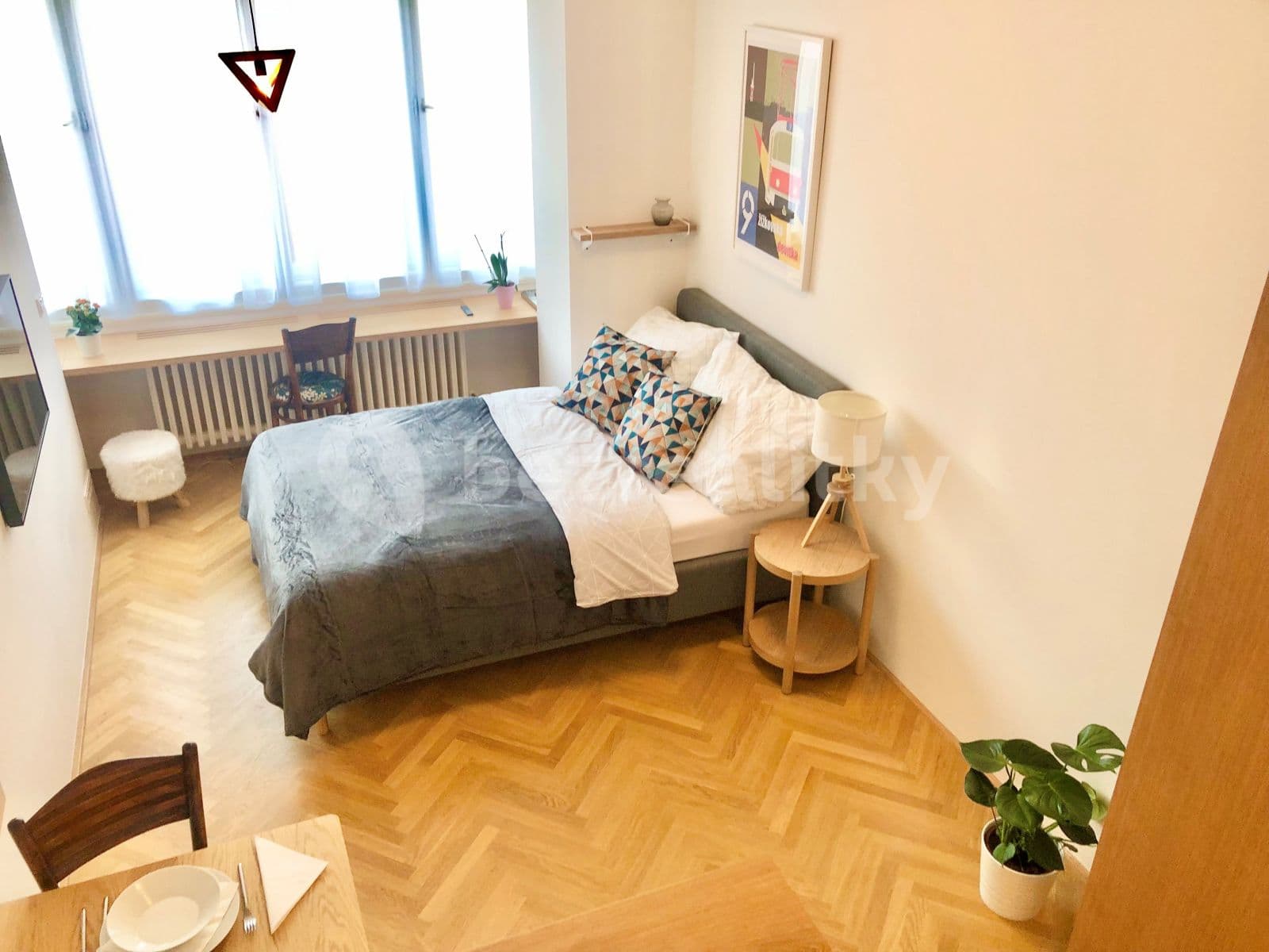 Pronájem bytu 1+kk 28 m², Lucemburská, Praha, Praha Pronájem bytu 1+kk 28 m², Lucemburská, Praha, Praha