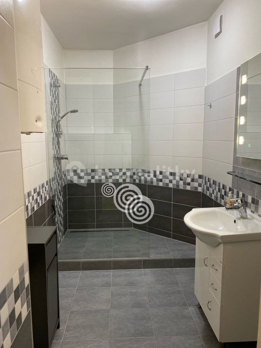 Pronájem bytu 2+1 64 m², Hubrova, Brno, Jihomoravský kraj Pronájem bytu 2+1 64 m², Hubrova, Brno, Jihomoravský kraj