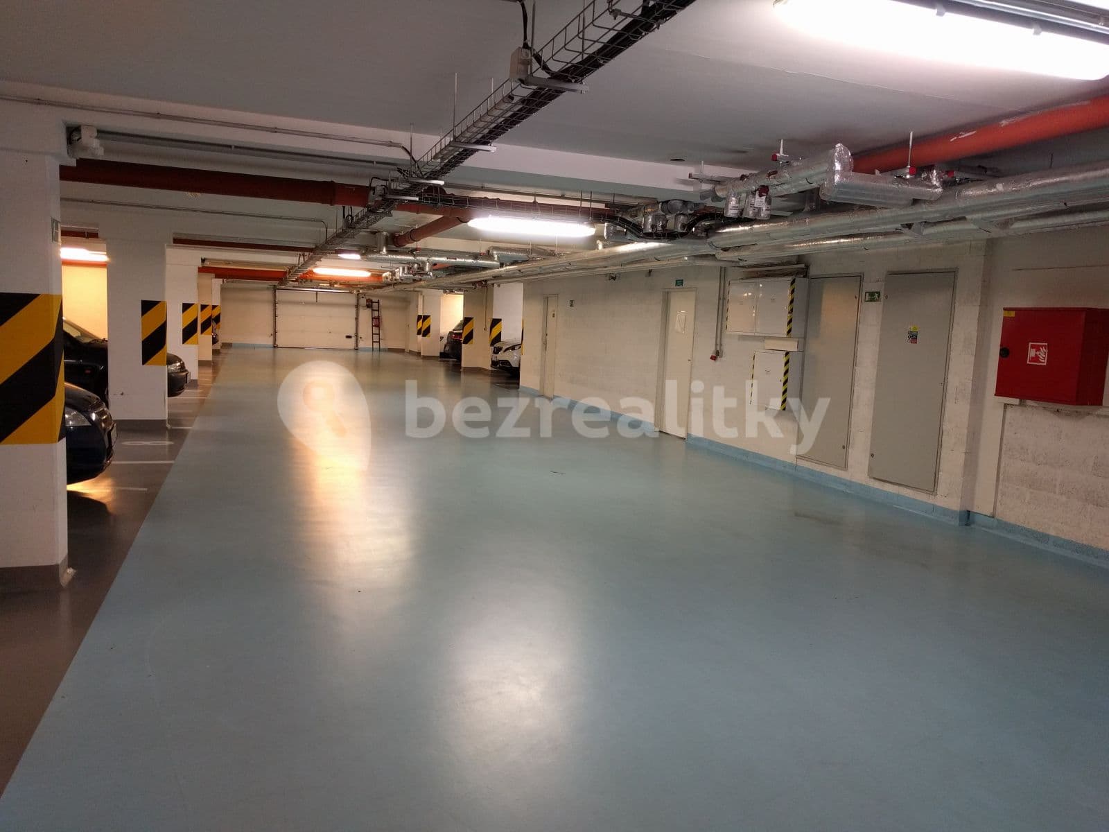 Pronájem garáže 15 m², Chotěšovská, Praha, Praha Pronájem garáže 15 m², Chotěšovská, Praha, Praha