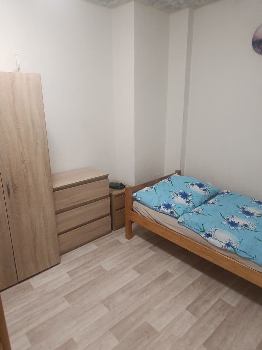 Pronájem domu 16 m², pozemek 200 m², Kloboukova, Praha, Praha Pronájem domu 16 m², pozemek 200 m², Kloboukova, Praha, Praha