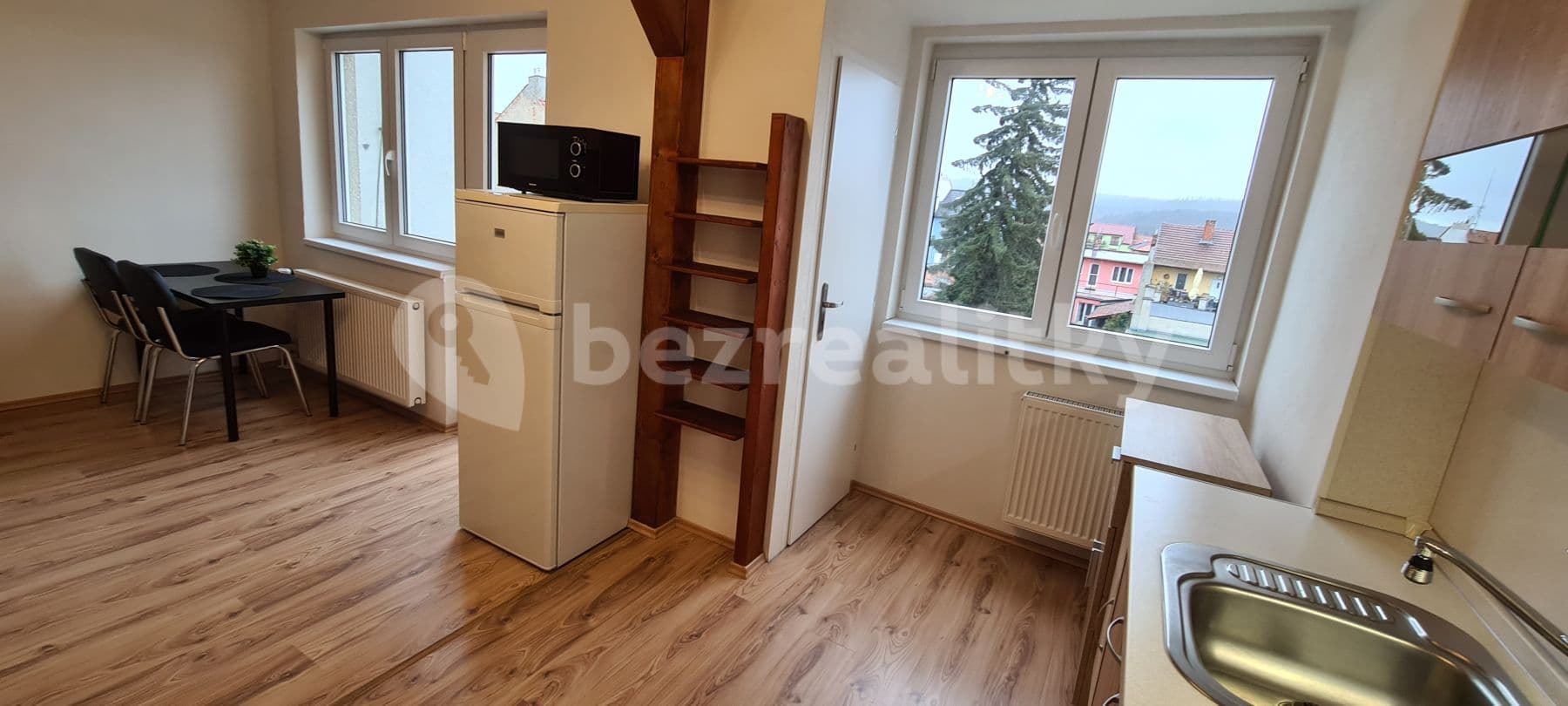 Pronájem bytu 2+kk 50 m², Sibiřská, Brno, Jihomoravský kraj Pronájem bytu 2+kk 50 m², Sibiřská, Brno, Jihomoravský kraj