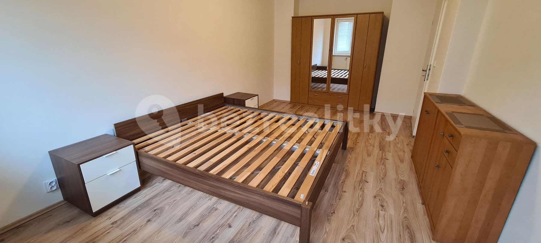 Pronájem bytu 2+kk 50 m², Sibiřská, Brno, Jihomoravský kraj Pronájem bytu 2+kk 50 m², Sibiřská, Brno, Jihomoravský kraj