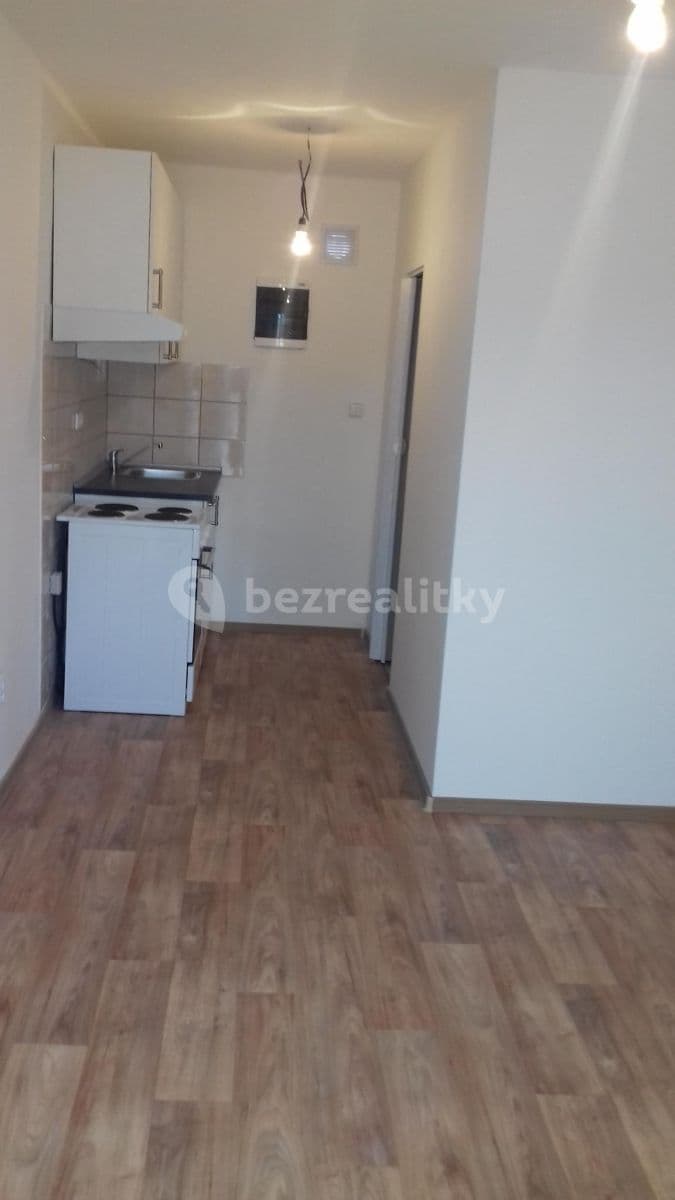 Pronájem bytu Garsoniéra 18 m², Neuměřice, Středočeský kraj Pronájem bytu Garsoniéra 18 m², Neuměřice, Středočeský kraj