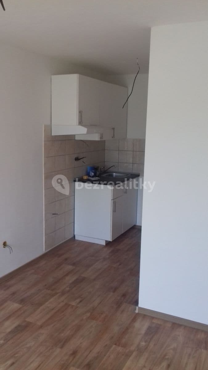Pronájem bytu Garsoniéra 18 m², Neuměřice, Středočeský kraj Pronájem bytu Garsoniéra 18 m², Neuměřice, Středočeský kraj
