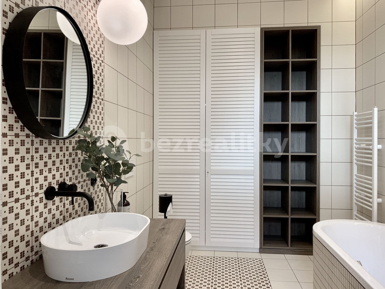 Pronájem bytu 2+kk 66 m², Štefánikova, Praha, Praha Pronájem bytu 2+kk 66 m², Štefánikova, Praha, Praha