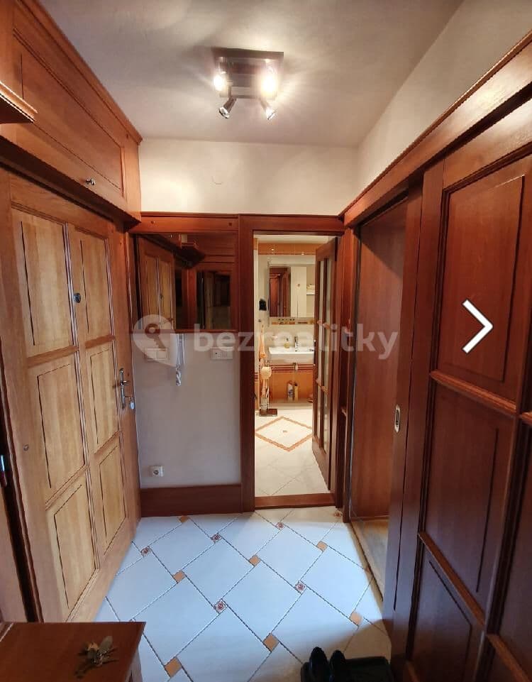 Pronájem bytu 2+kk 50 m², Výhledová, Praha, Praha Pronájem bytu 2+kk 50 m², Výhledová, Praha, Praha