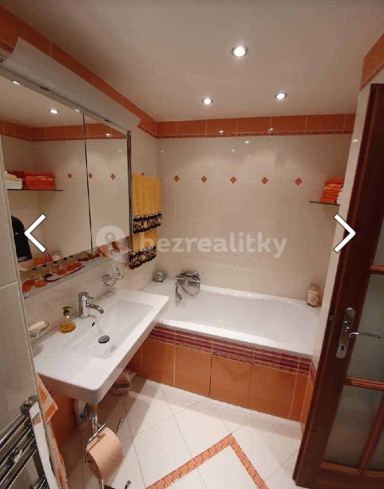 Pronájem bytu 2+kk 50 m², Výhledová, Praha, Praha Pronájem bytu 2+kk 50 m², Výhledová, Praha, Praha