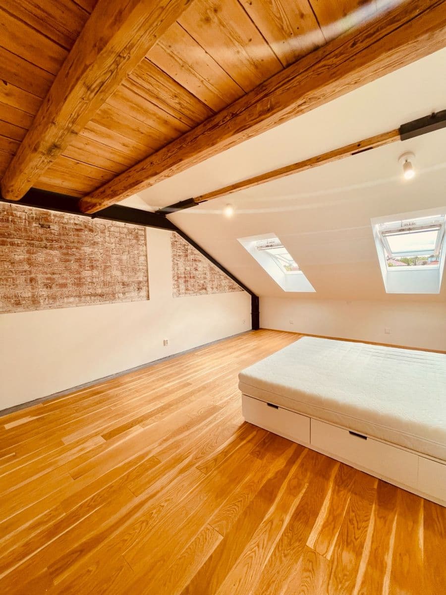 Prodej bytu 3+kk 90 m², Údolní, Brno, Jihomoravský kraj Prodej bytu 3+kk 90 m², Údolní, Brno, Jihomoravský kraj