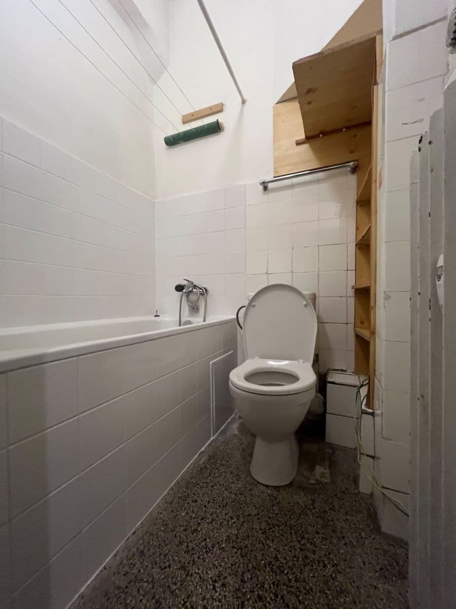 Pronájem bytu 1+1 30 m², Sobotecká, Praha, Praha Pronájem bytu 1+1 30 m², Sobotecká, Praha, Praha