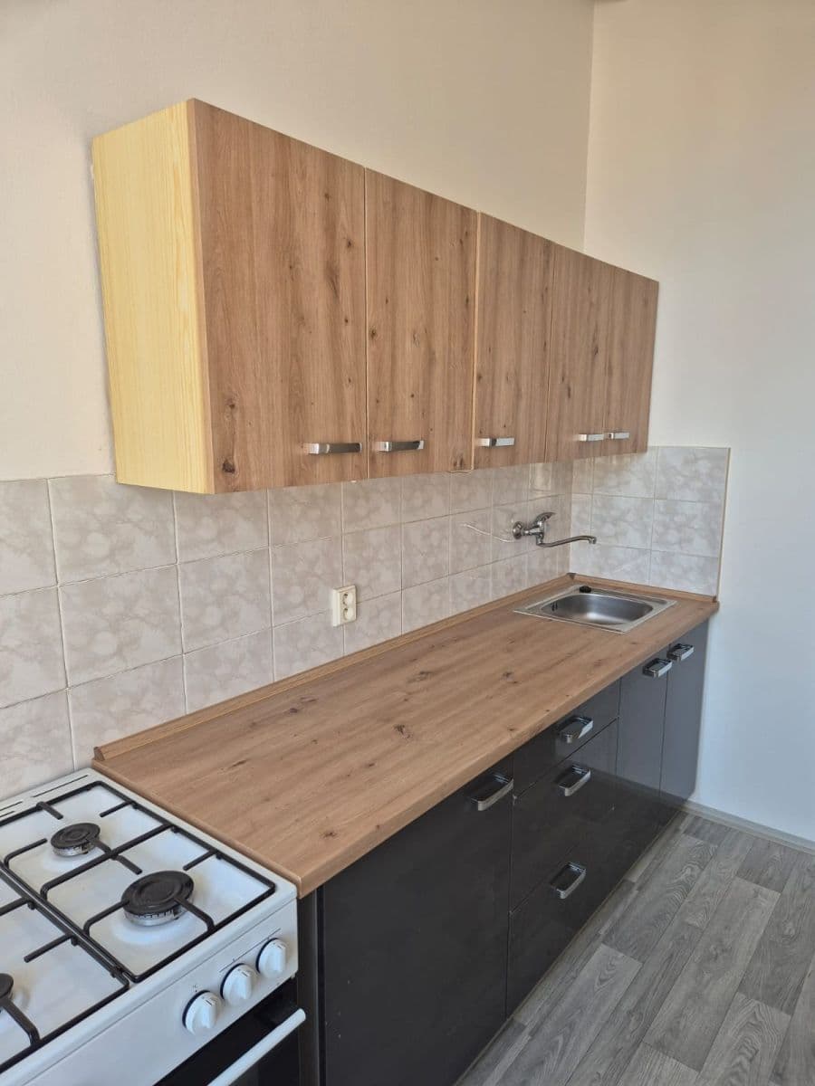 Pronájem bytu 1+1 35 m², Vacínova, Praha, Praha Pronájem bytu 1+1 35 m², Vacínova, Praha, Praha