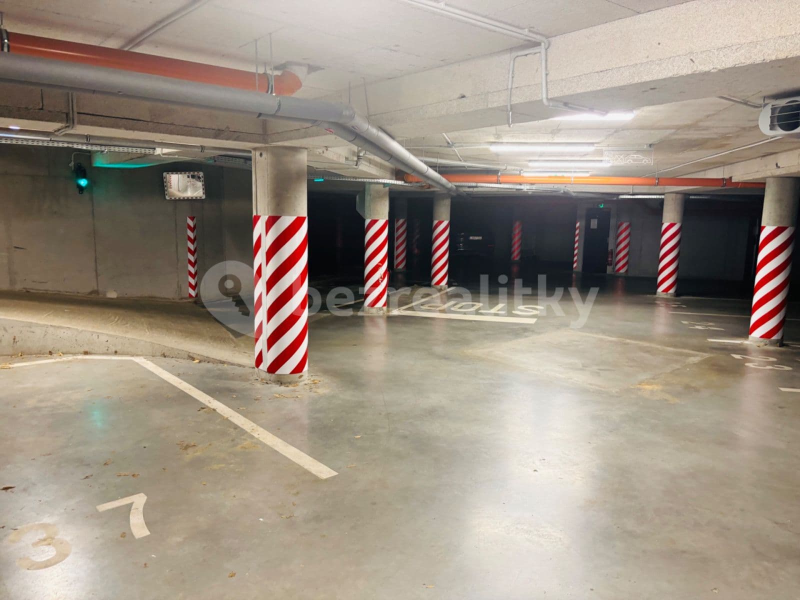 Pronájem bytu 2+1 45 m², Mickiewiczova, Bratislava - mestská časť Staré Mesto, Bratislavský kraj Pronájem bytu 2+1 45 m², Mickiewiczova, Bratislava - mestská časť Staré Mesto, Bratislavský kraj