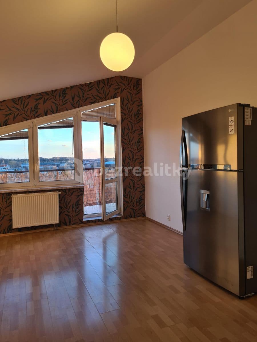 Pronájem bytu 2+kk 52 m², Za Sídlištěm, Dolní Břežany, Středočeský kraj Pronájem bytu 2+kk 52 m², Za Sídlištěm, Dolní Břežany, Středočeský kraj