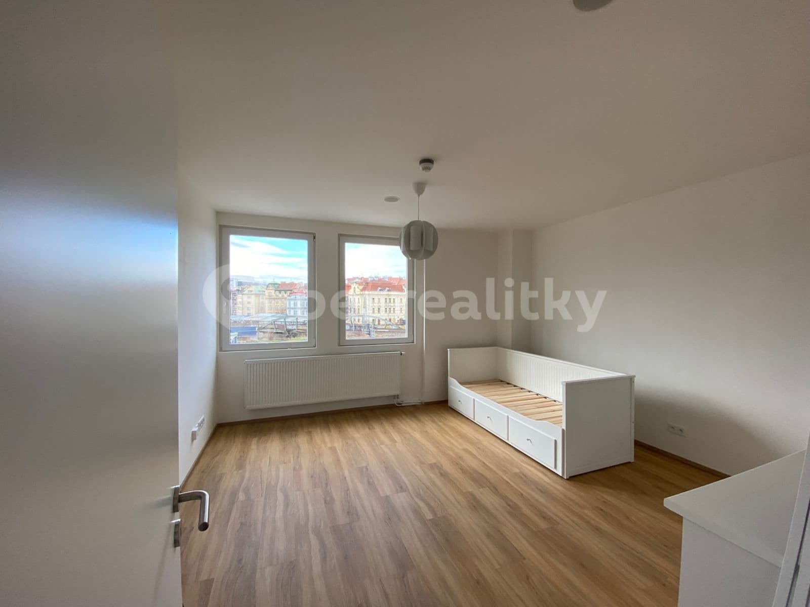 Pronájem bytu Garsoniéra 29 m², Perucká, Praha, Praha Pronájem bytu Garsoniéra 29 m², Perucká, Praha, Praha