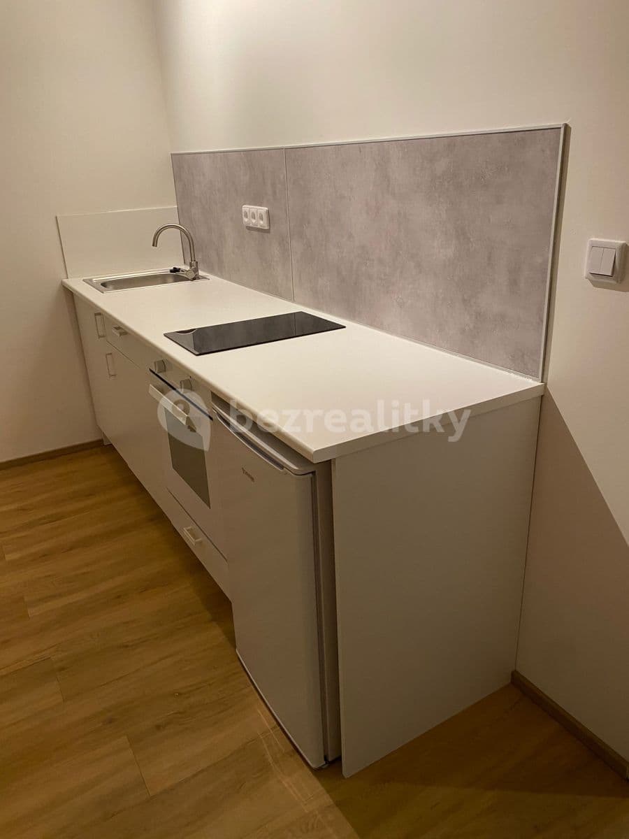 Pronájem bytu Garsoniéra 29 m², Perucká, Praha, Praha Pronájem bytu Garsoniéra 29 m², Perucká, Praha, Praha