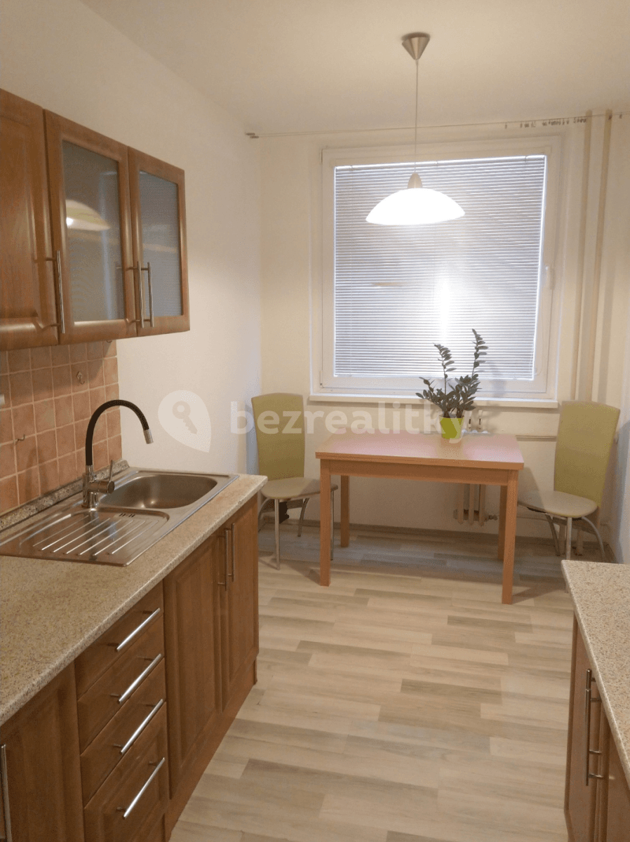 Pronájem bytu 3+1 73 m², Suchý vršek, Praha, Praha Pronájem bytu 3+1 73 m², Suchý vršek, Praha, Praha