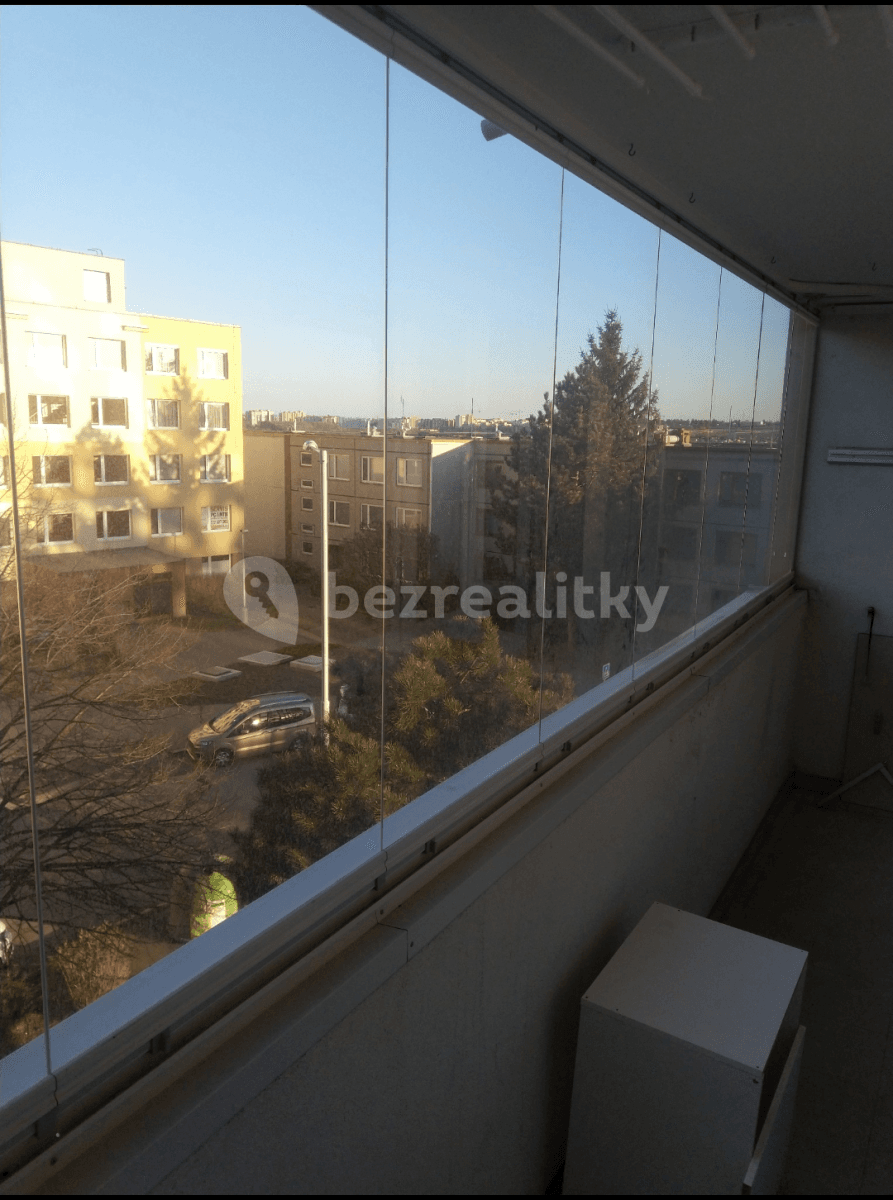 Pronájem bytu 3+1 73 m², Suchý vršek, Praha, Praha Pronájem bytu 3+1 73 m², Suchý vršek, Praha, Praha