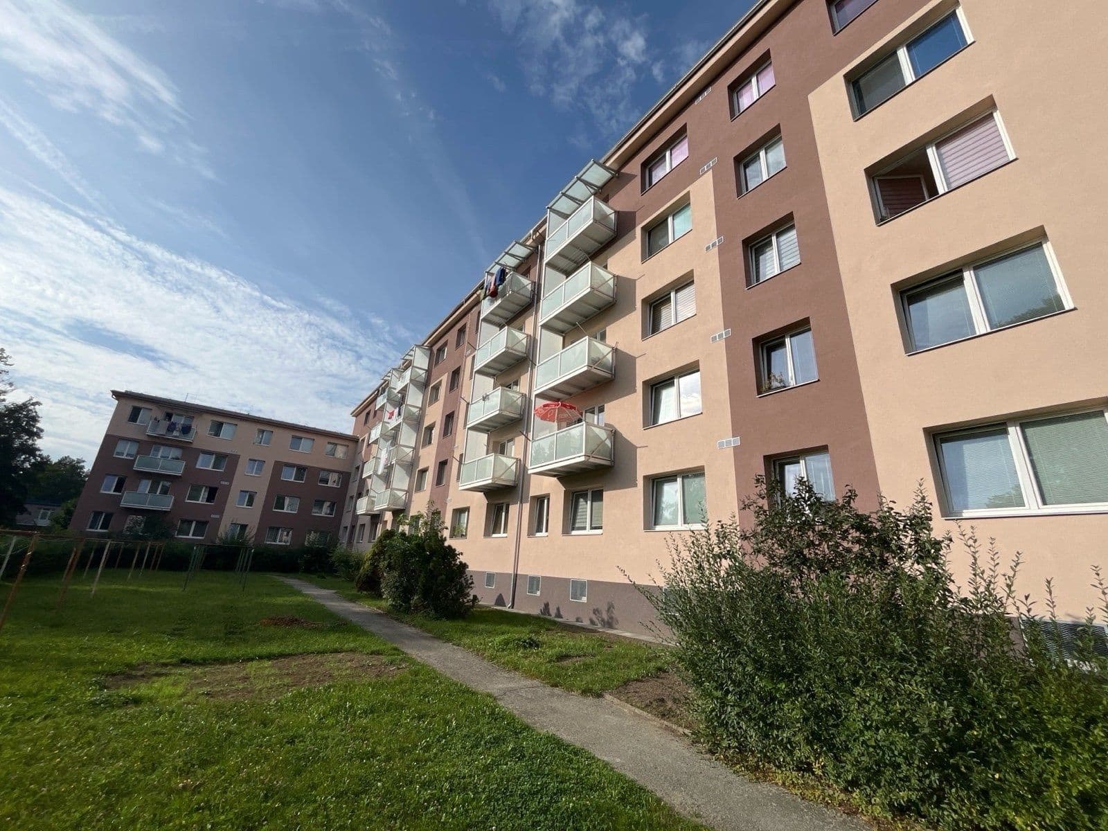 Pronájem bytu 2+1 52 m², Karla Čapka, Havířov, Moravskoslezský kraj Pronájem bytu 2+1 52 m², Karla Čapka, Havířov, Moravskoslezský kraj