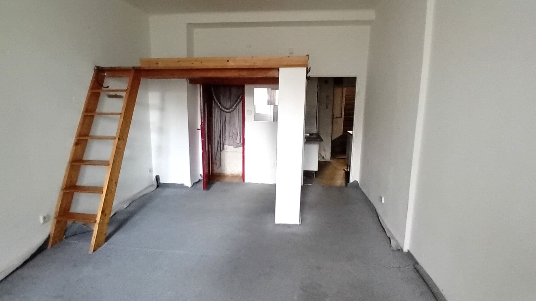 Pronájem nebytového prostoru 28 m², Kouřimská, Praha, Praha Pronájem nebytového prostoru 28 m², Kouřimská, Praha, Praha