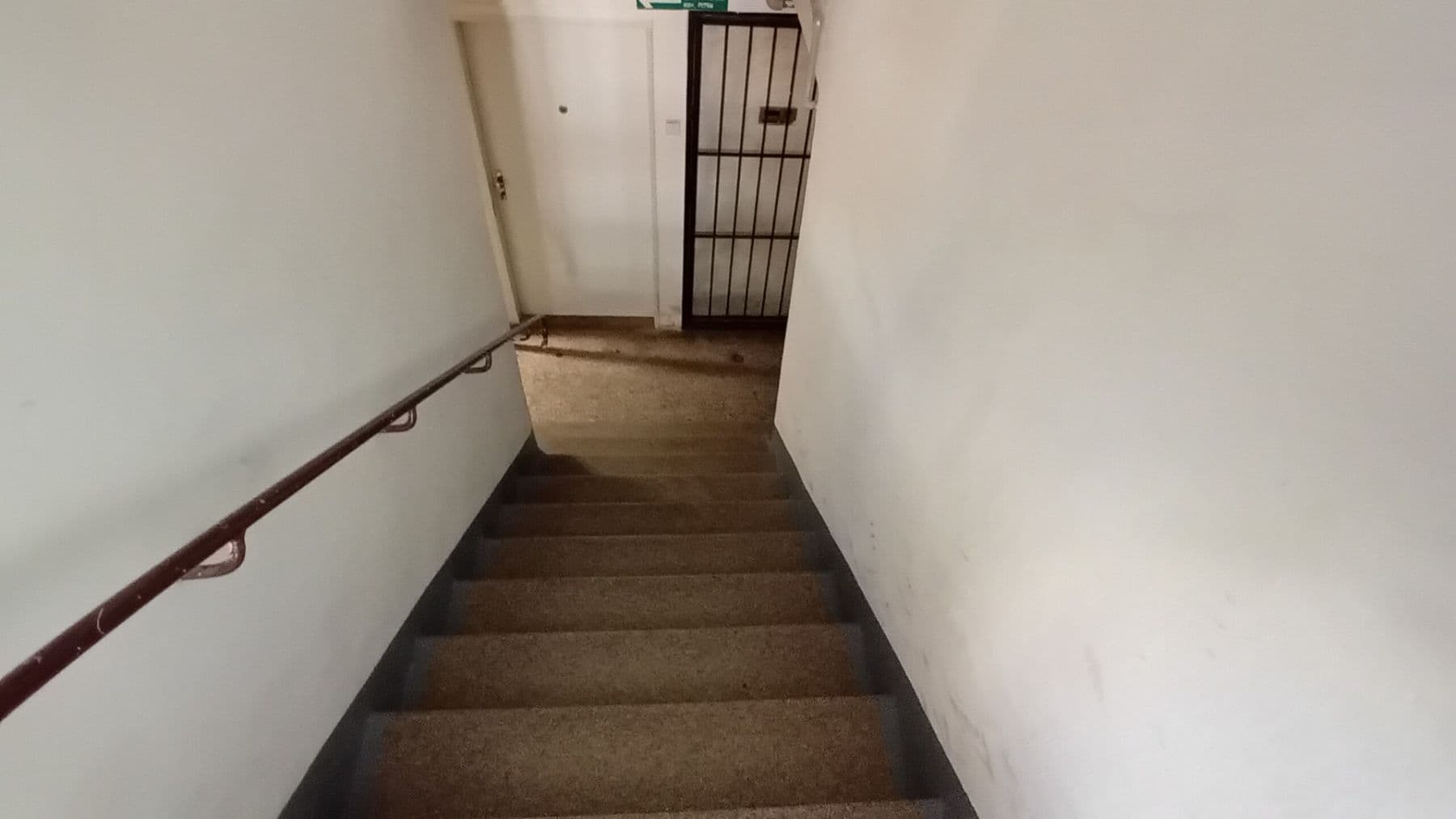Pronájem nebytového prostoru 28 m², Kouřimská, Praha, Praha Pronájem nebytového prostoru 28 m², Kouřimská, Praha, Praha