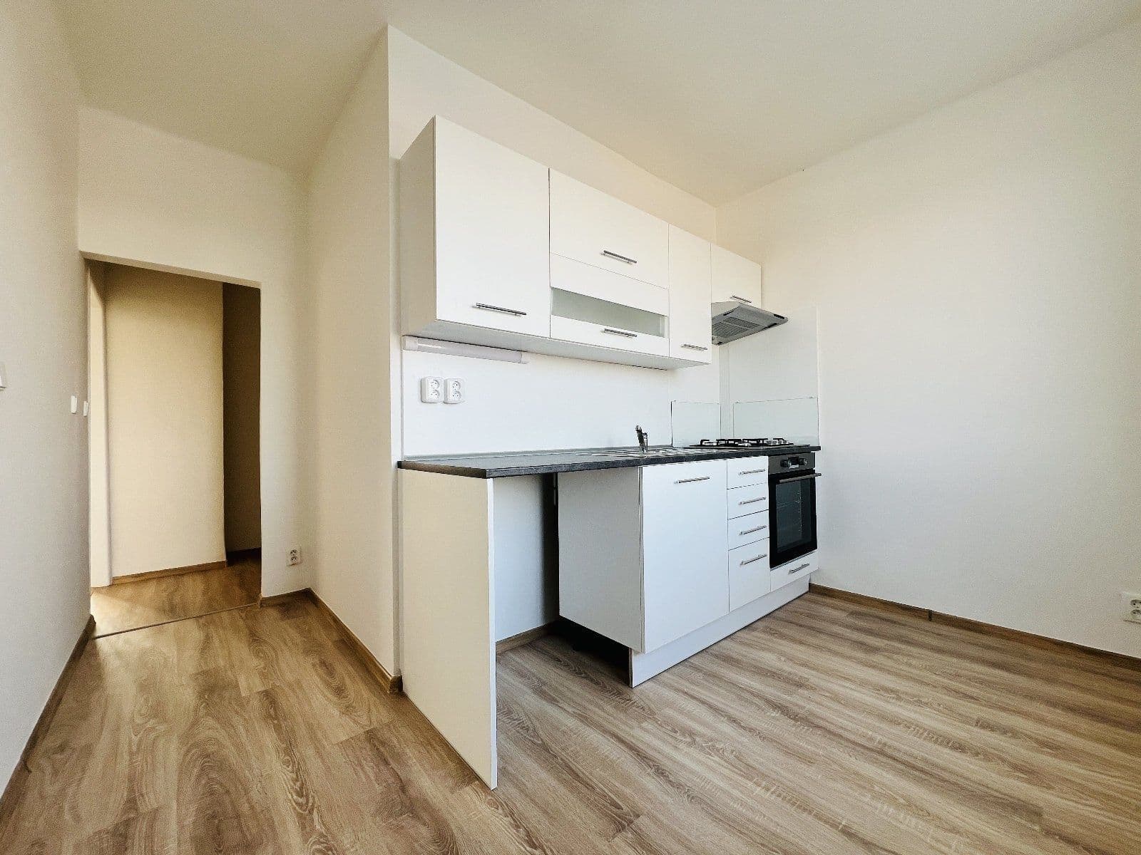 Pronájem bytu 3+1 69 m², Okružní, Český Těšín, Moravskoslezský kraj Pronájem bytu 3+1 69 m², Okružní, Český Těšín, Moravskoslezský kraj