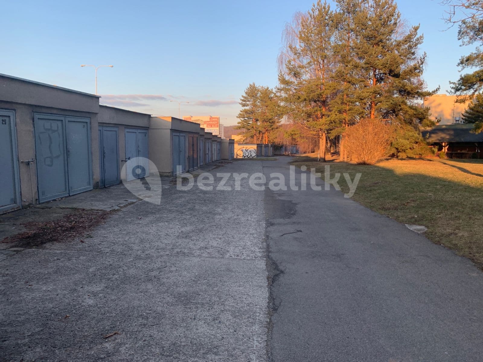 Pronájem garáže 17 m², Herčíkova, Brno, Jihomoravský kraj Pronájem garáže 17 m², Herčíkova, Brno, Jihomoravský kraj