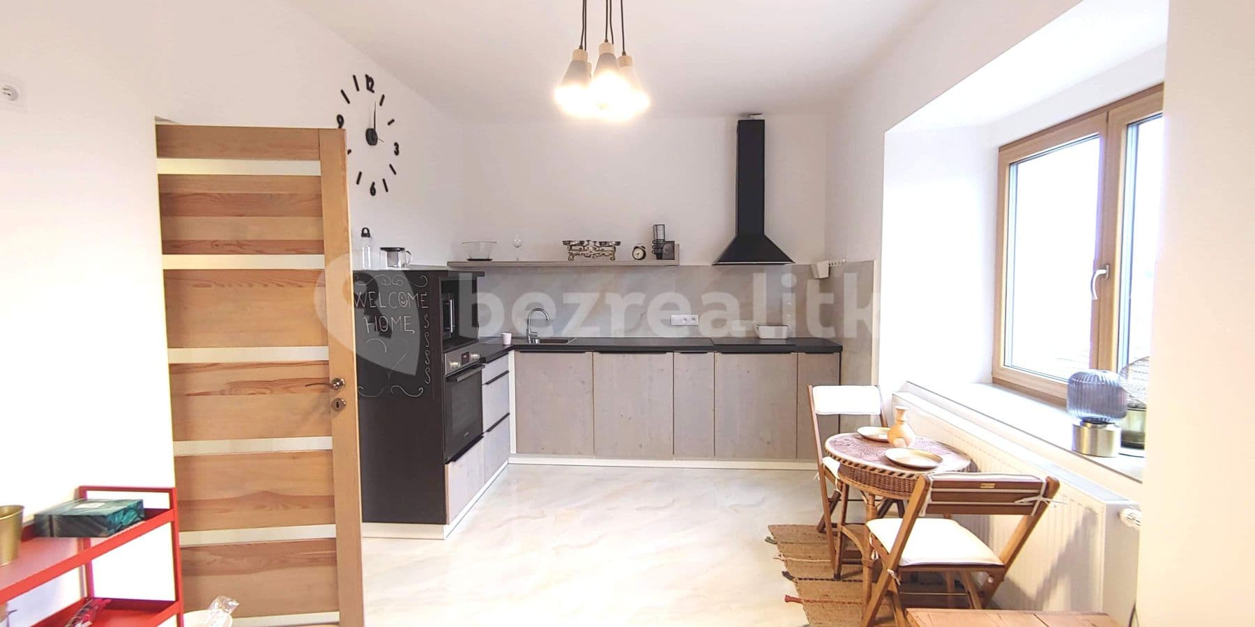 Pronájem domu 224 m², pozemek 572 m², Dolejší, Kosoř, Středočeský kraj Pronájem domu 224 m², pozemek 572 m², Dolejší, Kosoř, Středočeský kraj
