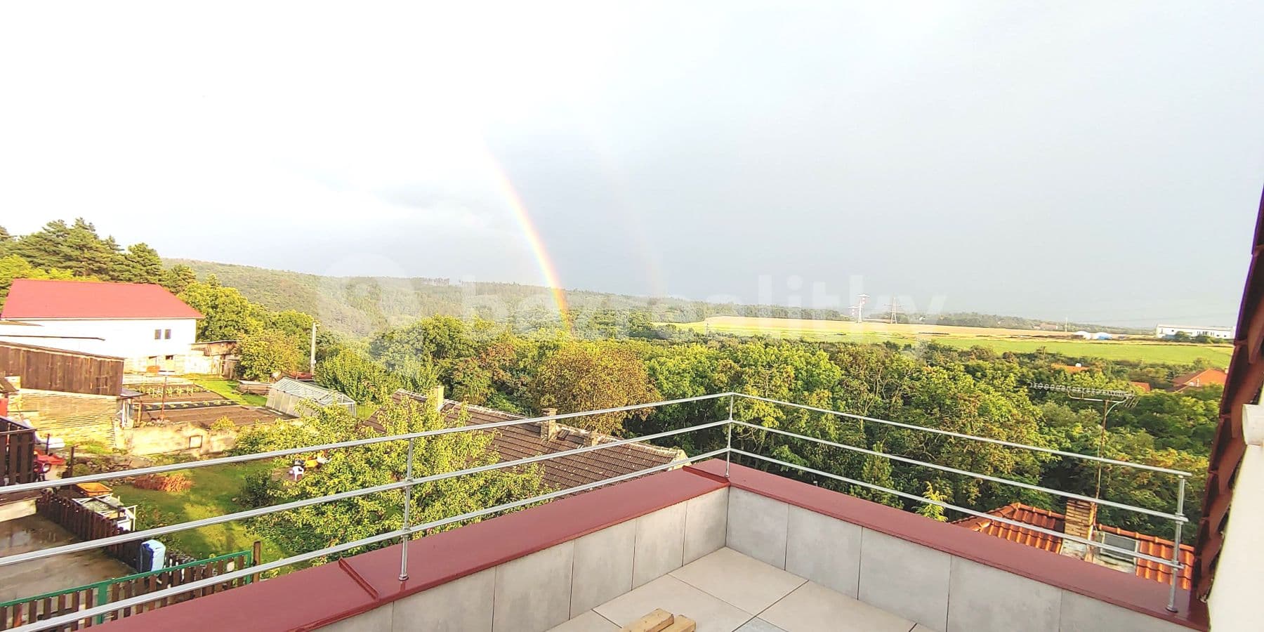 Pronájem domu 224 m², pozemek 572 m², Dolejší, Kosoř, Středočeský kraj Pronájem domu 224 m², pozemek 572 m², Dolejší, Kosoř, Středočeský kraj