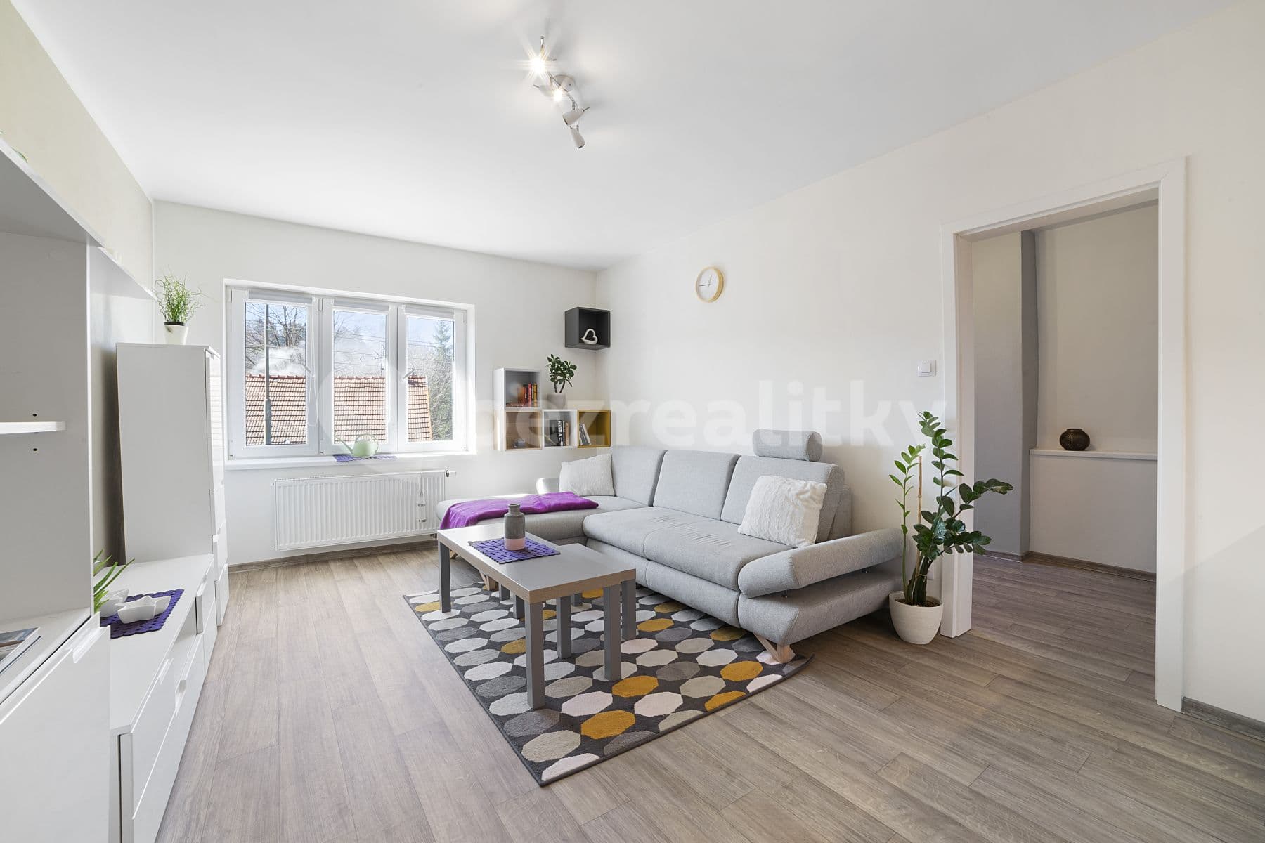 Pronájem bytu 2+kk 35 m², Ondřejovská, Mnichovice, Středočeský kraj Pronájem bytu 2+kk 35 m², Ondřejovská, Mnichovice, Středočeský kraj