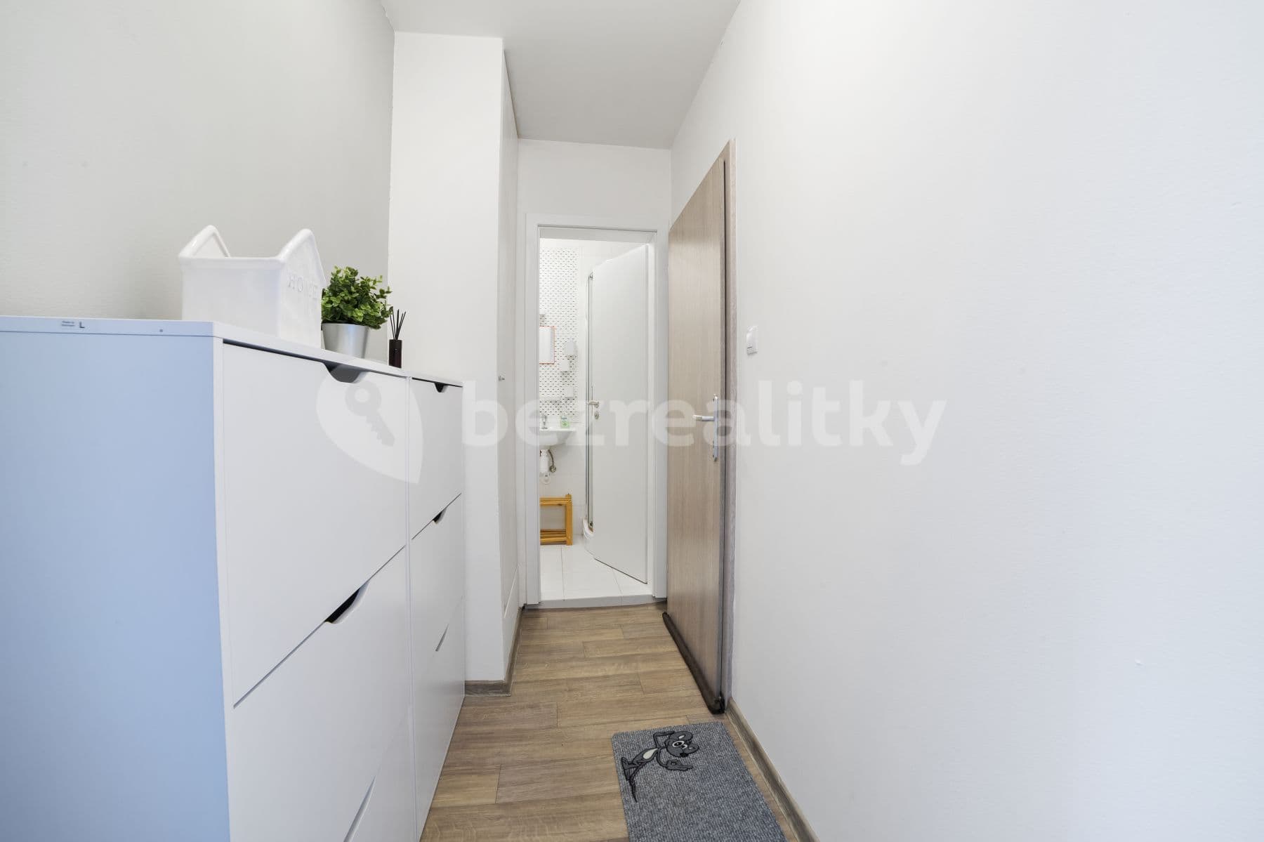 Pronájem bytu 2+kk 35 m², Ondřejovská, Mnichovice, Středočeský kraj Pronájem bytu 2+kk 35 m², Ondřejovská, Mnichovice, Středočeský kraj