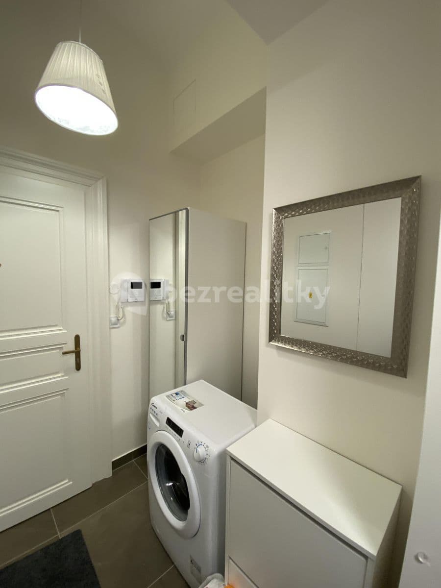 Pronájem bytu 1+kk 30 m², Legerova, Praha, Praha Pronájem bytu 1+kk 30 m², Legerova, Praha, Praha