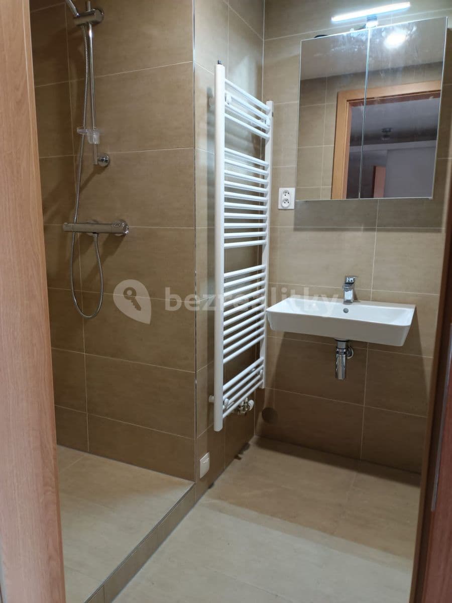 Pronájem bytu 2+kk 61 m², Vrátnická, Praha, Praha Pronájem bytu 2+kk 61 m², Vrátnická, Praha, Praha