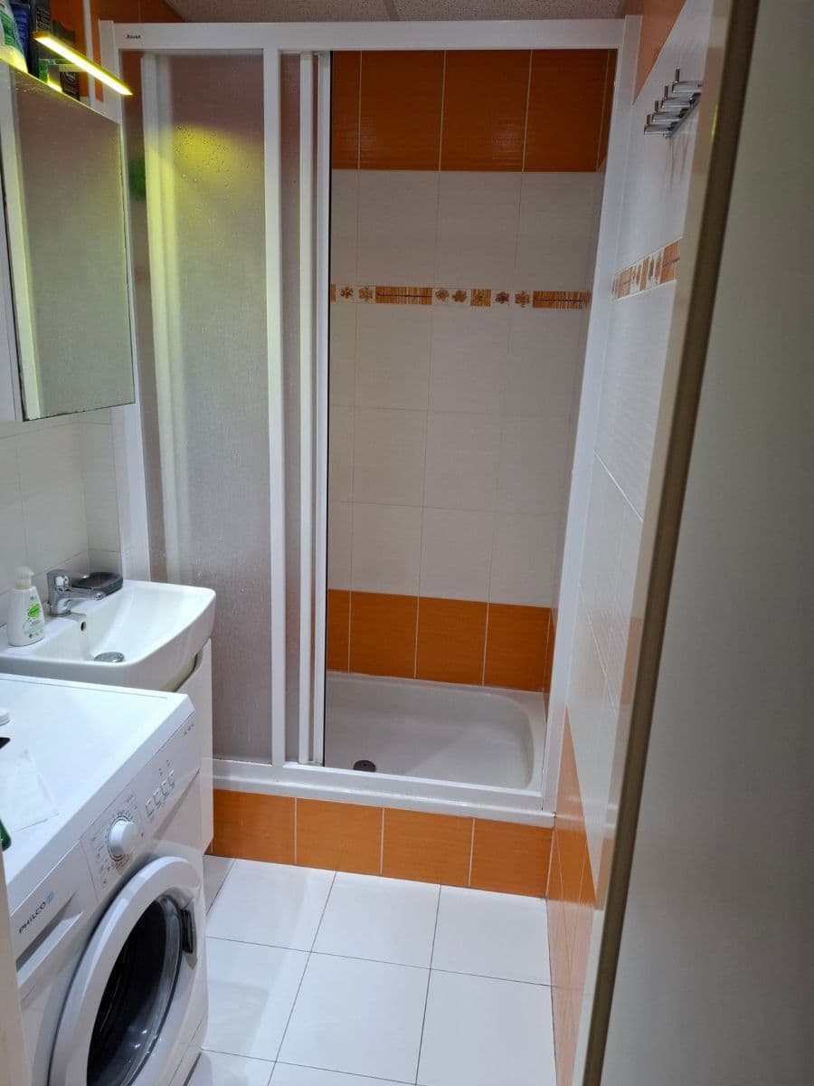 Pronájem bytu 2+kk 45 m², Blattného, Praha, Praha Pronájem bytu 2+kk 45 m², Blattného, Praha, Praha