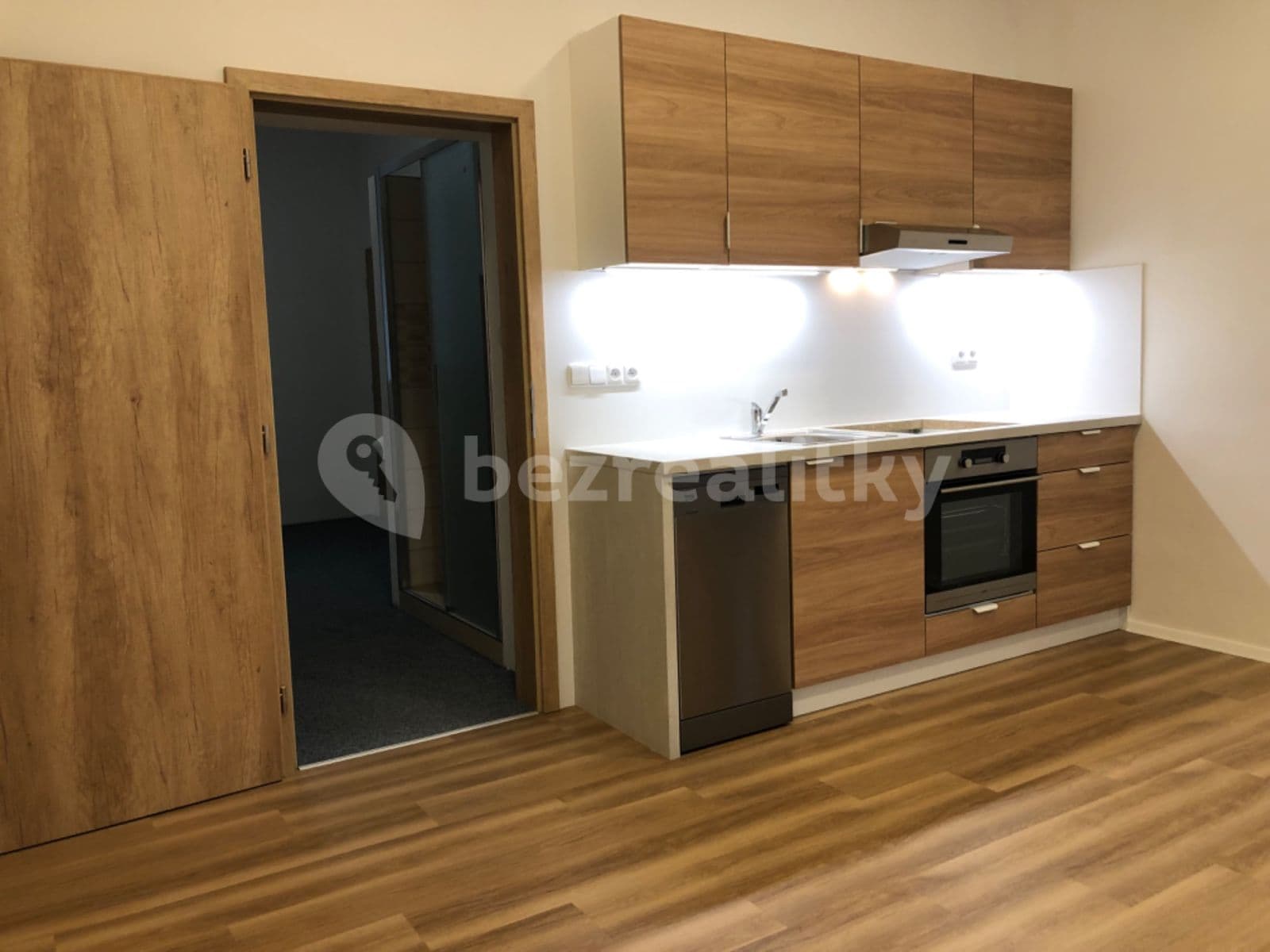 Pronájem bytu 2+kk 42 m², Netušilova, Brno, Jihomoravský kraj