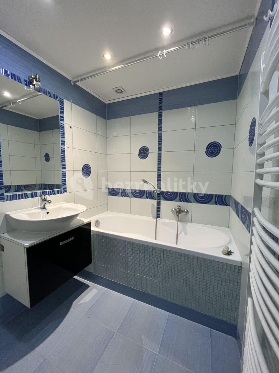 Pronájem bytu 2+kk 51 m², Pod Saharou, Libčice nad Vltavou, Středočeský kraj Pronájem bytu 2+kk 51 m², Pod Saharou, Libčice nad Vltavou, Středočeský kraj