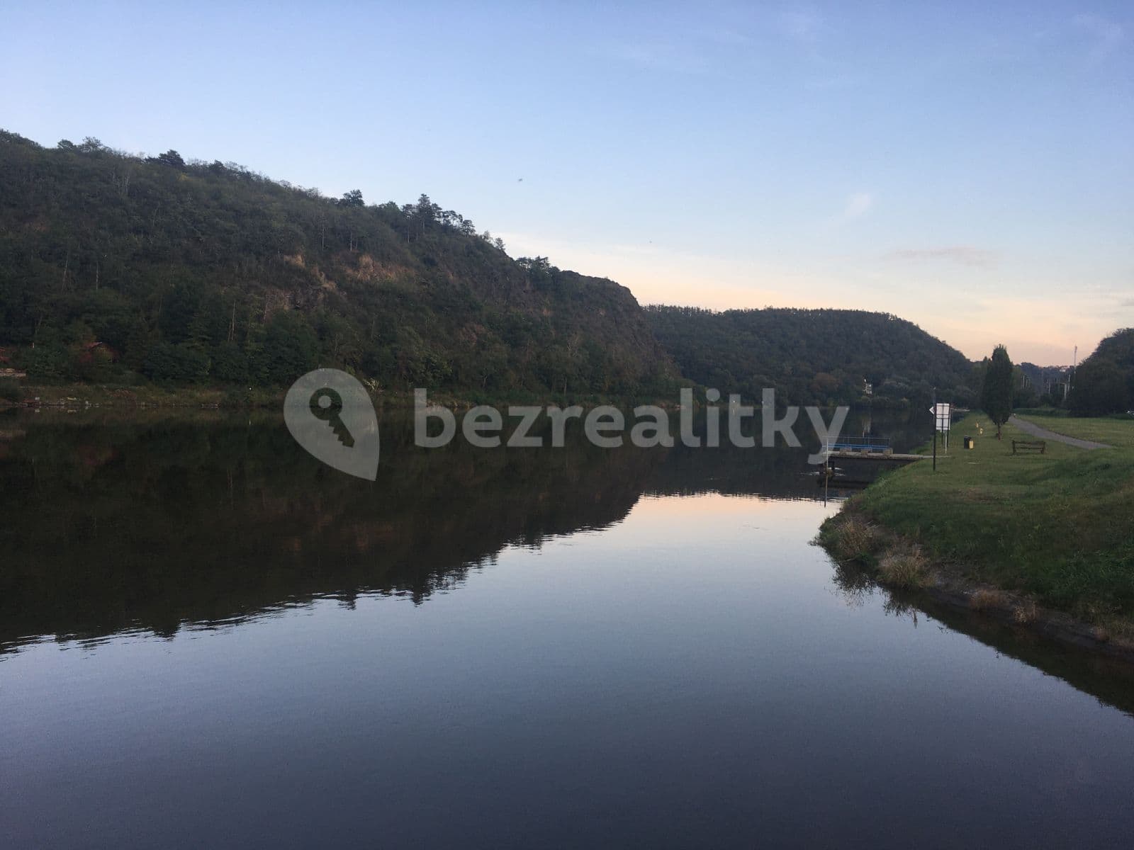 Pronájem bytu 2+kk 51 m², Pod Saharou, Libčice nad Vltavou, Středočeský kraj Pronájem bytu 2+kk 51 m², Pod Saharou, Libčice nad Vltavou, Středočeský kraj