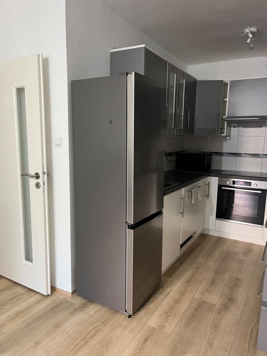 Pronájem bytu 2+kk 51 m², Pod Saharou, Libčice nad Vltavou, Středočeský kraj Pronájem bytu 2+kk 51 m², Pod Saharou, Libčice nad Vltavou, Středočeský kraj