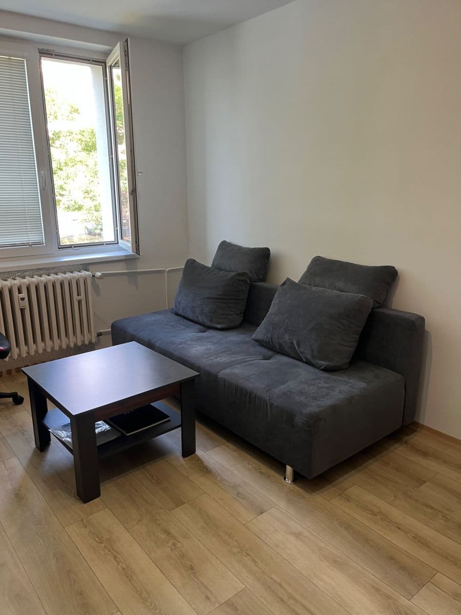 Pronájem bytu 2+kk 51 m², Pod Saharou, Libčice nad Vltavou, Středočeský kraj Pronájem bytu 2+kk 51 m², Pod Saharou, Libčice nad Vltavou, Středočeský kraj