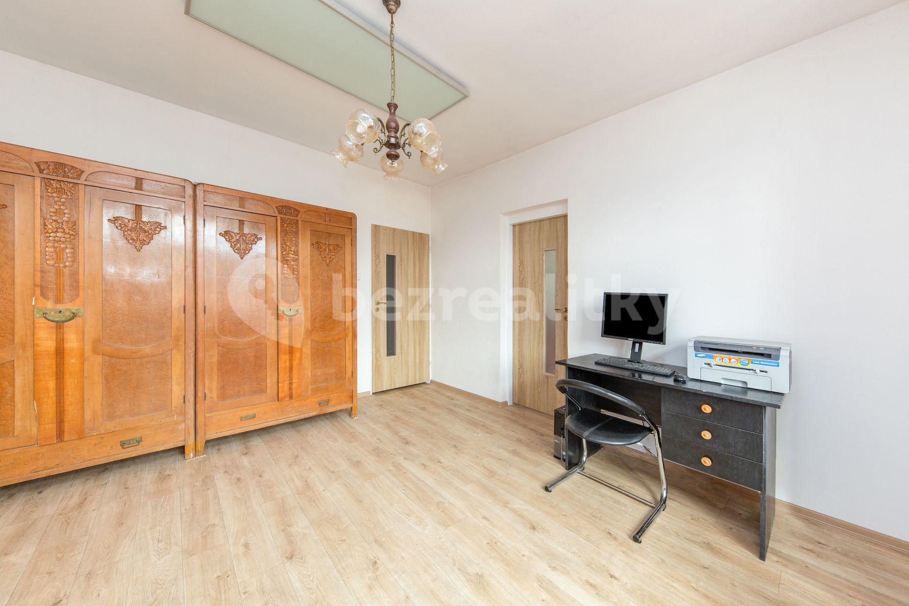 Prodej bytu 3+kk 61 m², Josefa Černíka, Luhačovice, Zlínský kraj