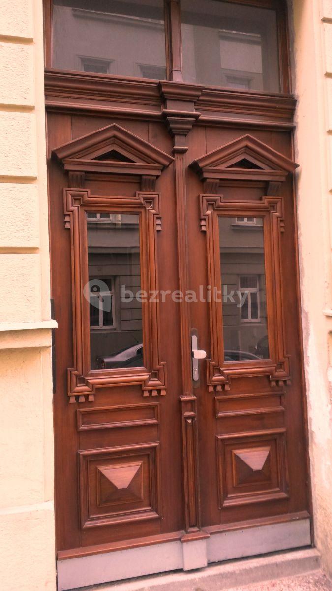 Prodej bytu 1+1 40 m², Umělecká, Praha, Praha