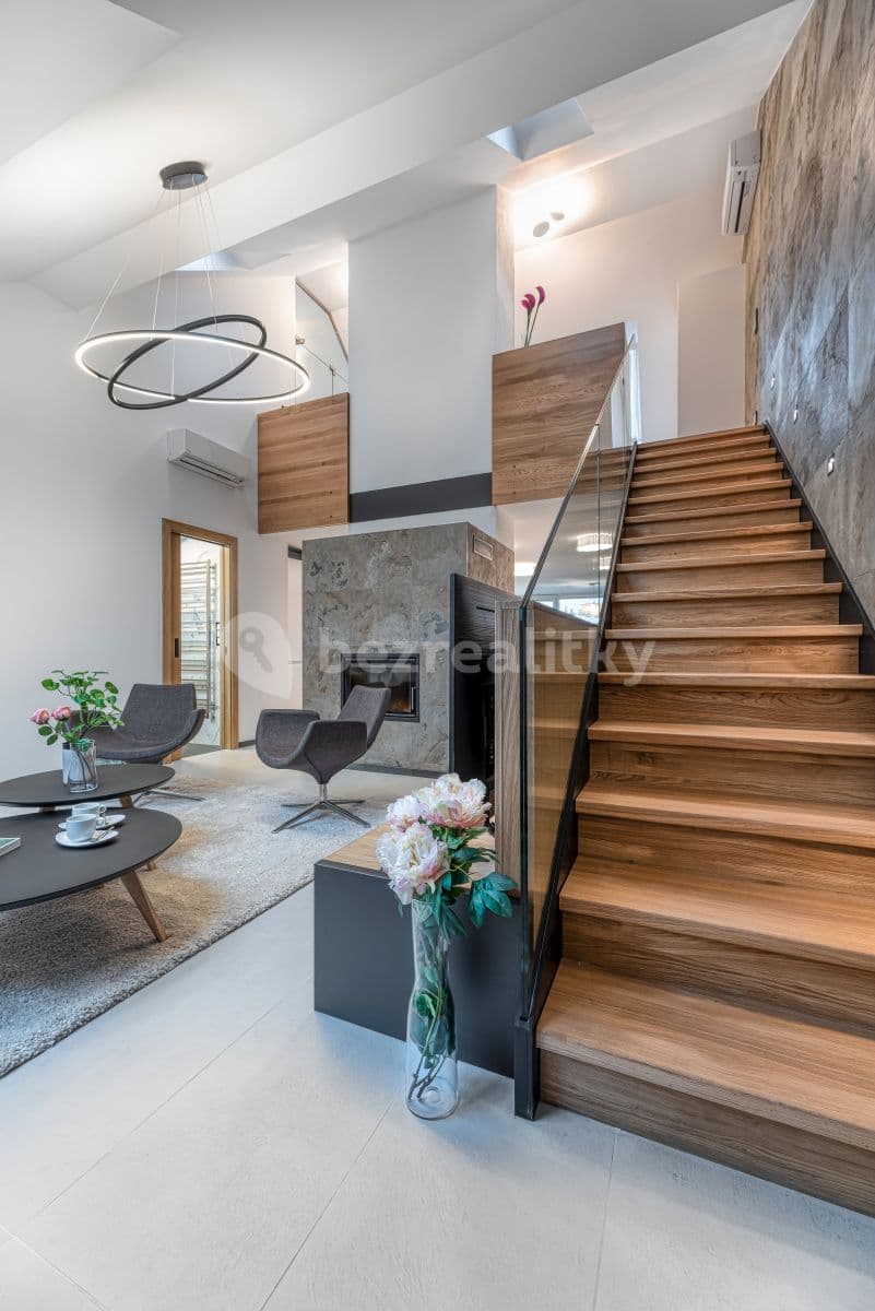 Pronájem bytu 2+kk 99 m², Francouzská, Praha, Praha Pronájem bytu 2+kk 99 m², Francouzská, Praha, Praha