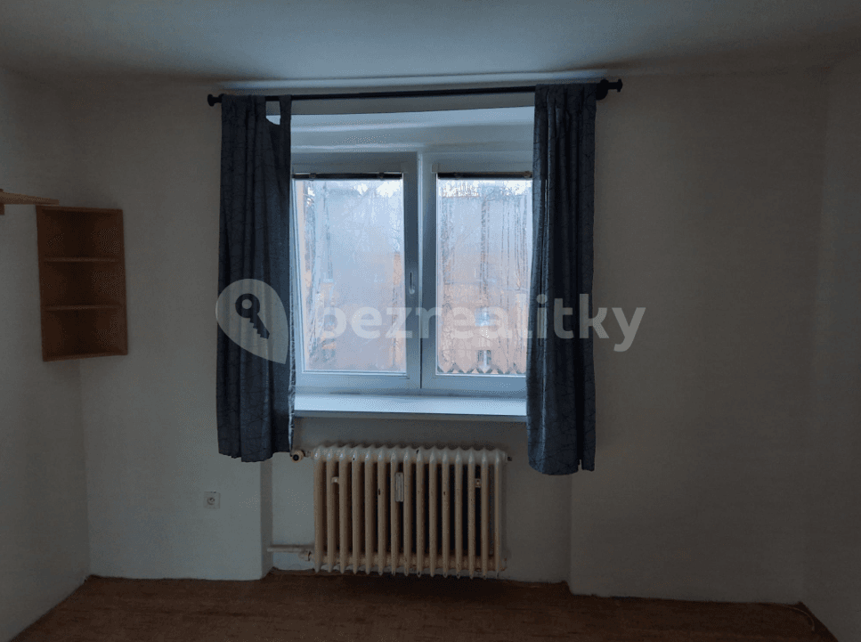 Pronájem bytu 1+1 32 m², Kordačova, Kladno, Středočeský kraj Pronájem bytu 1+1 32 m², Kordačova, Kladno, Středočeský kraj