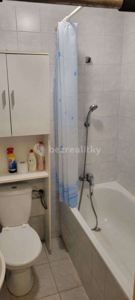 Pronájem bytu 1+1 32 m², Kordačova, Kladno, Středočeský kraj Pronájem bytu 1+1 32 m², Kordačova, Kladno, Středočeský kraj