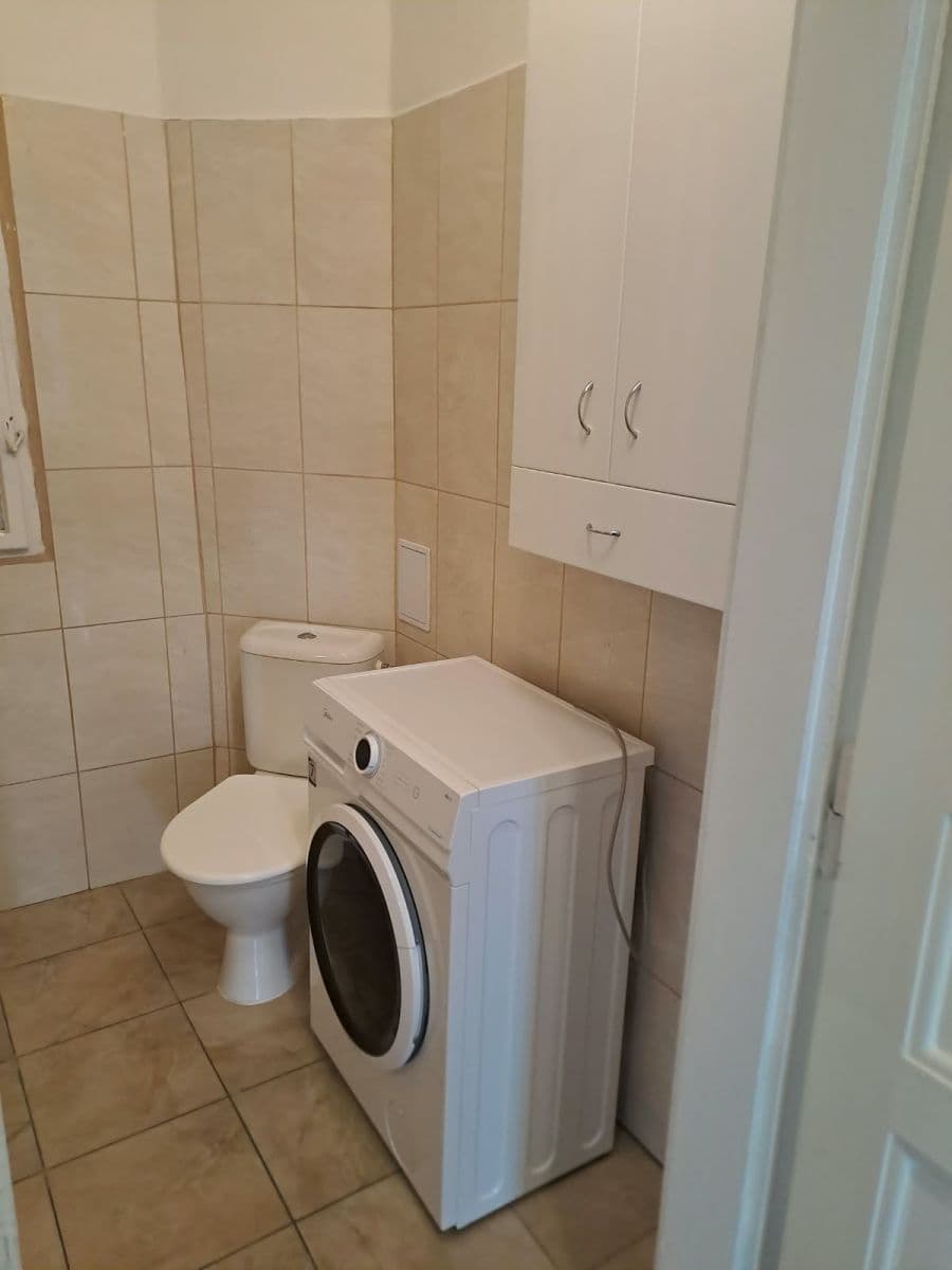 Pronájem bytu 2+1 74 m², Sokolovská, Praha, Praha Pronájem bytu 2+1 74 m², Sokolovská, Praha, Praha